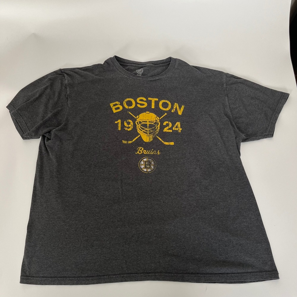 NHL Boston Bruins T-Shirt Mens 2XL Gray Heather Distressed Graphic 1924 Hockey
